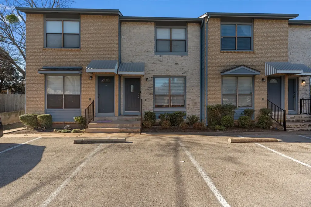 3004 Whisper Oaks Lane B, Georgetown