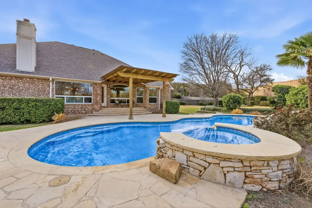 2400 Vestavia Ridge Lane, Cedar Park