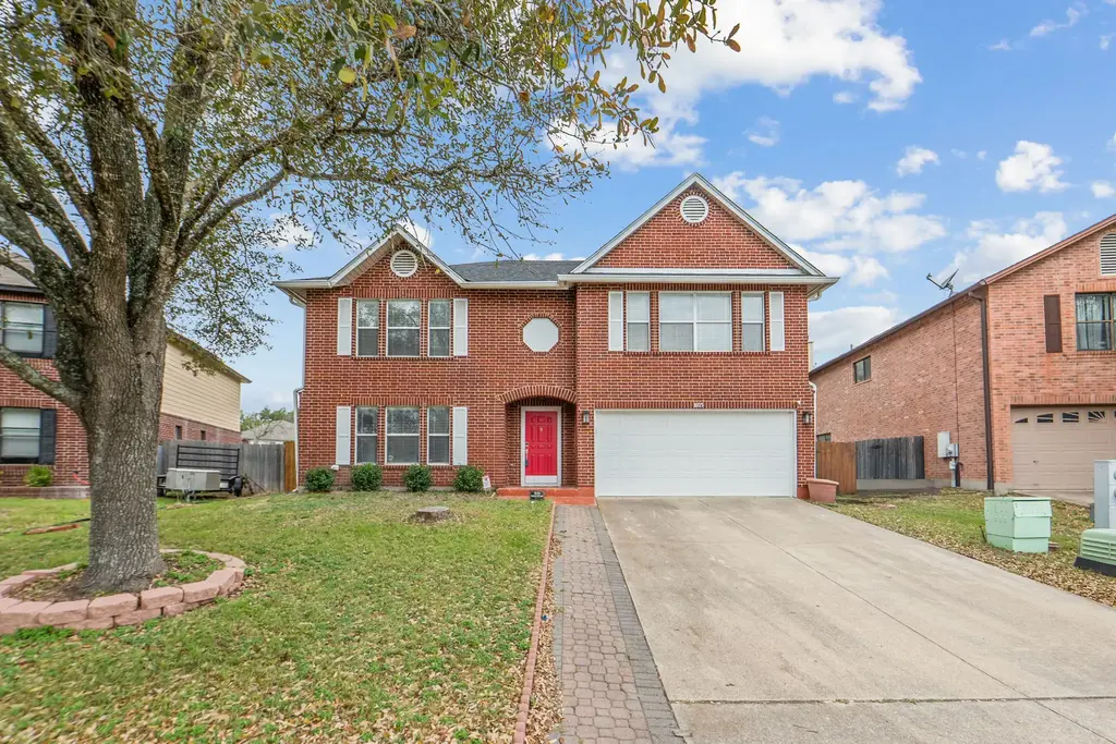 805 Catumet Drive, Pflugerville