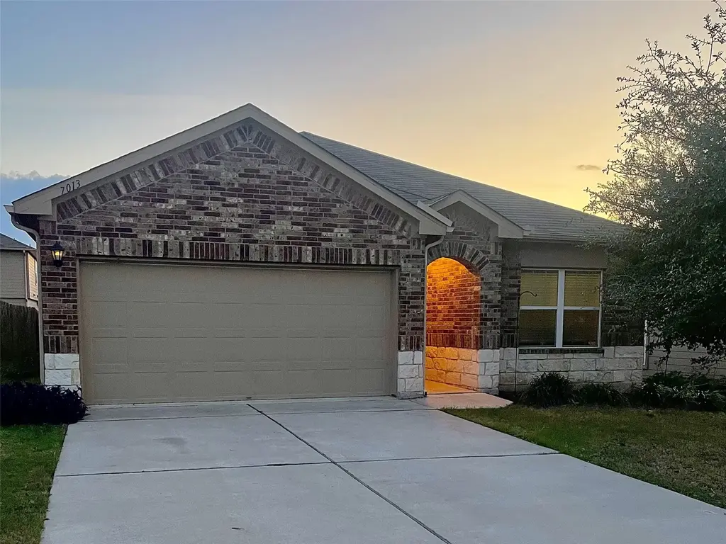 7013 Loretta White Lane, Austin