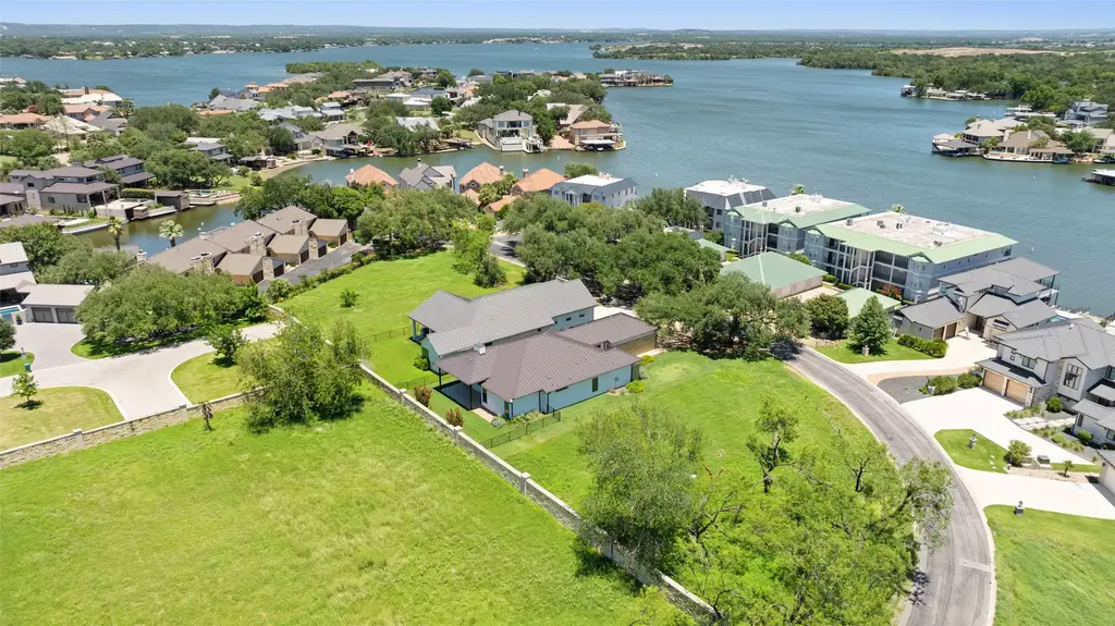 2508 Diagonal Drive, Horseshoe Bay