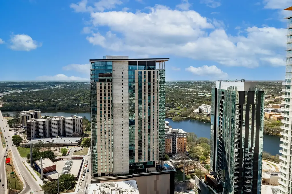 84 East Avenue 4005, Austin