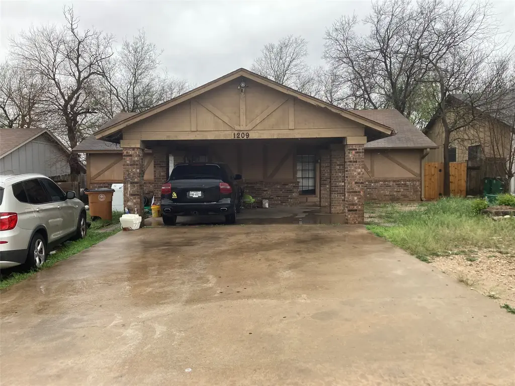 1209 Dobie Drive, Austin