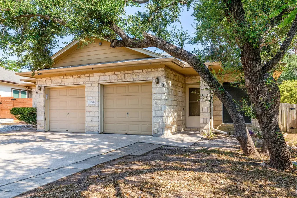 8708 Weiser Drive B, Austin