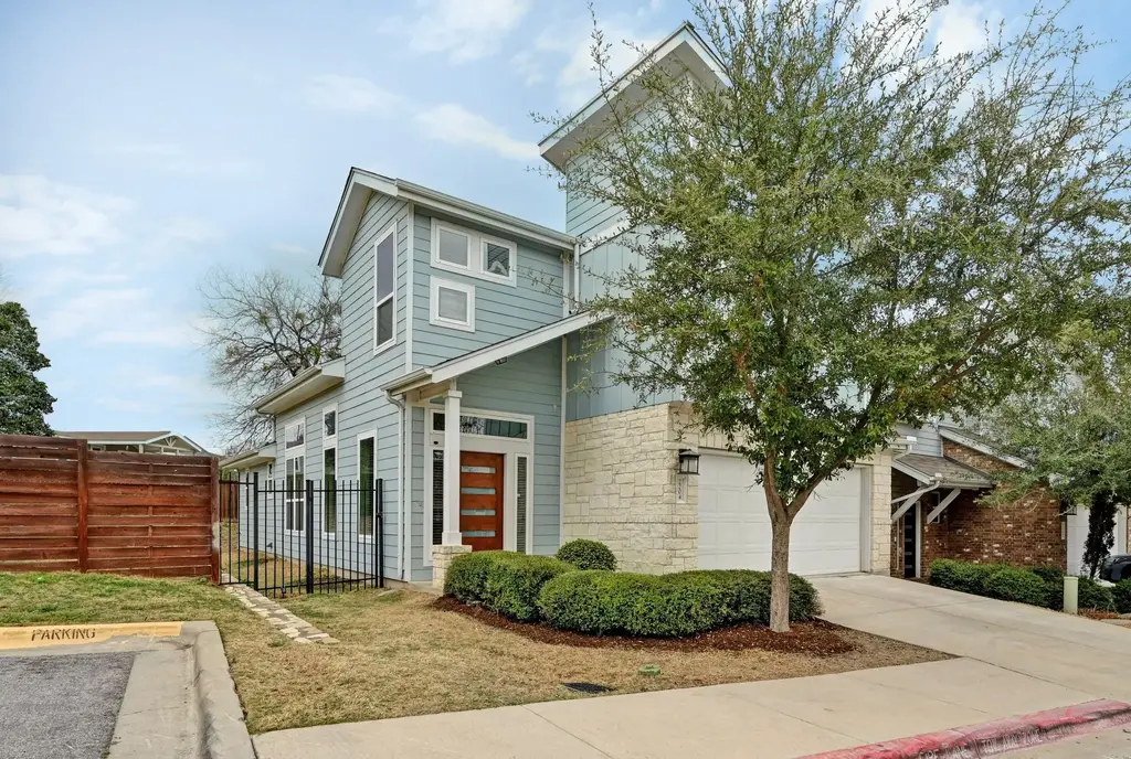 2204 Theseus Pass, Austin