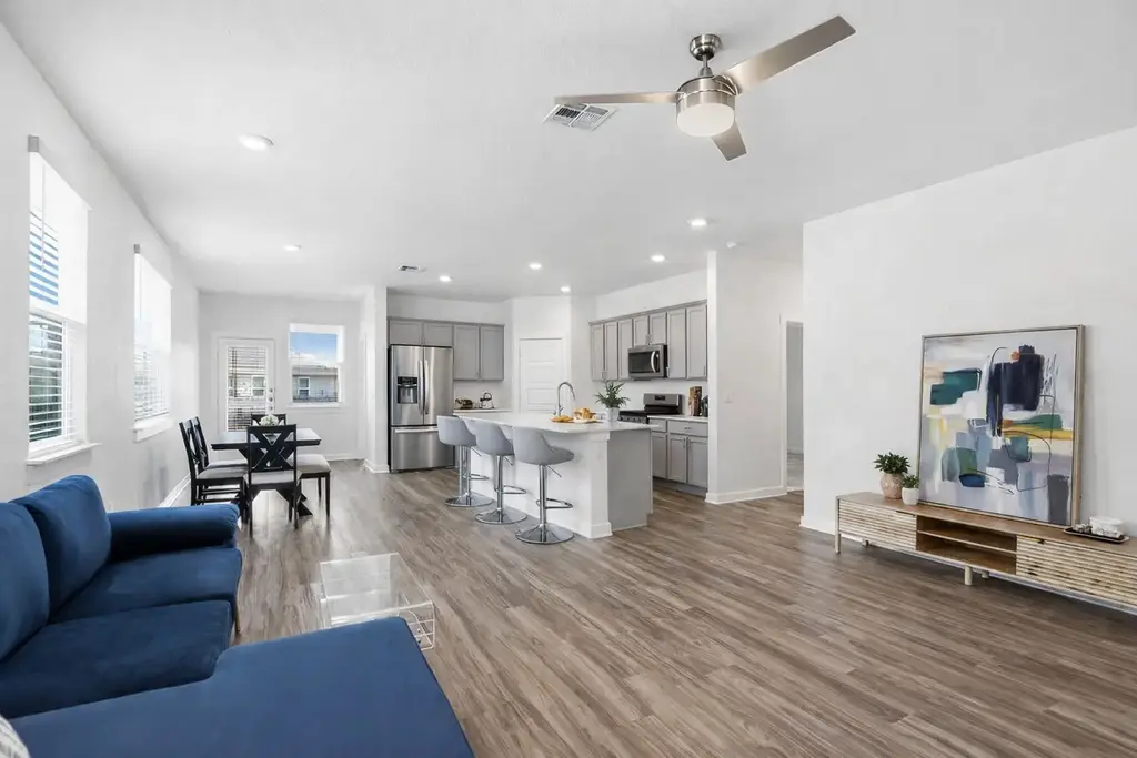 220 Centuryplant Road, Leander