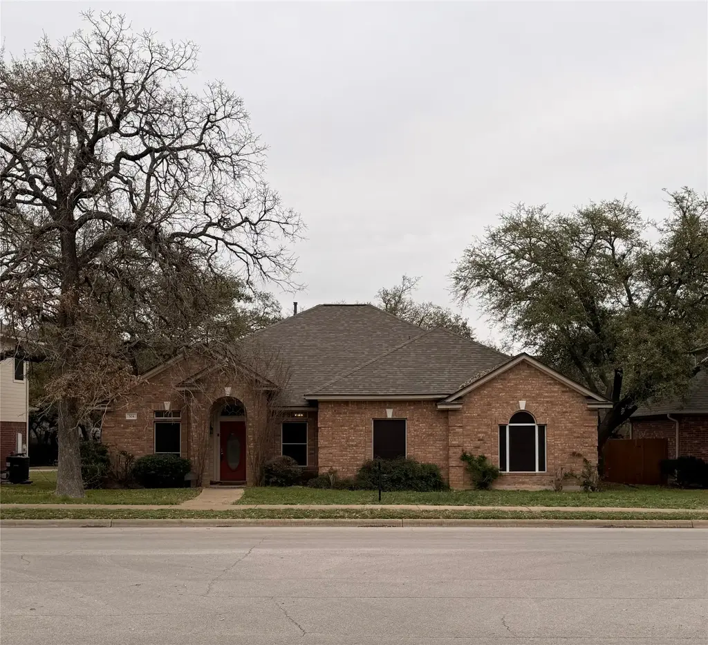 504 Oakwood Boulevard, Round Rock