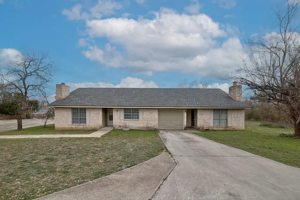 316/318 Highland Estates Drive, Round Rock