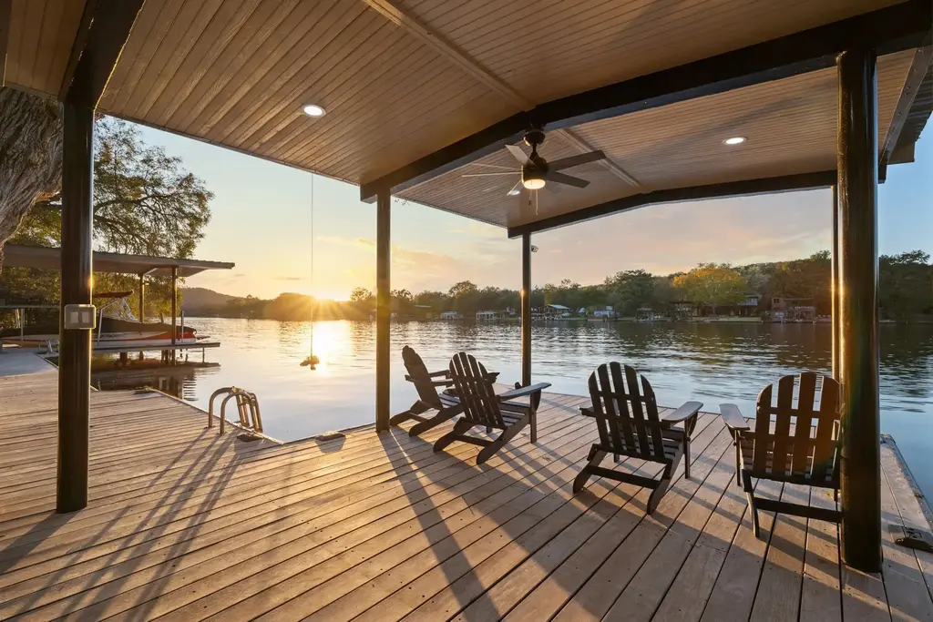2706 Rivercrest Drive, Austin
