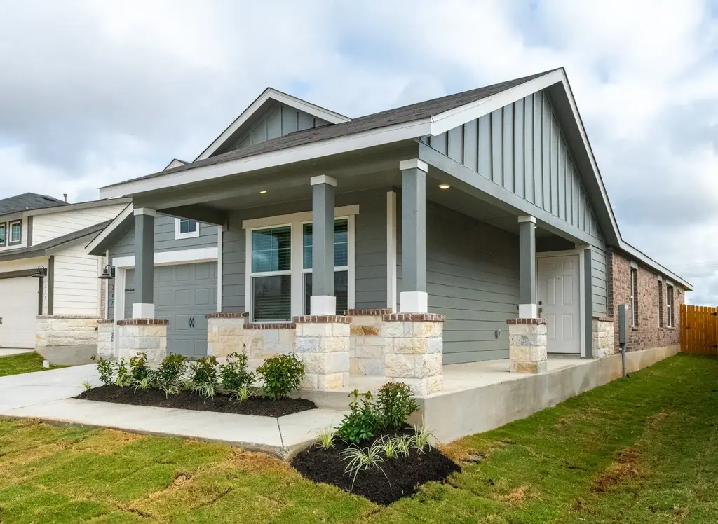 247 Alamito Avenue, Kyle