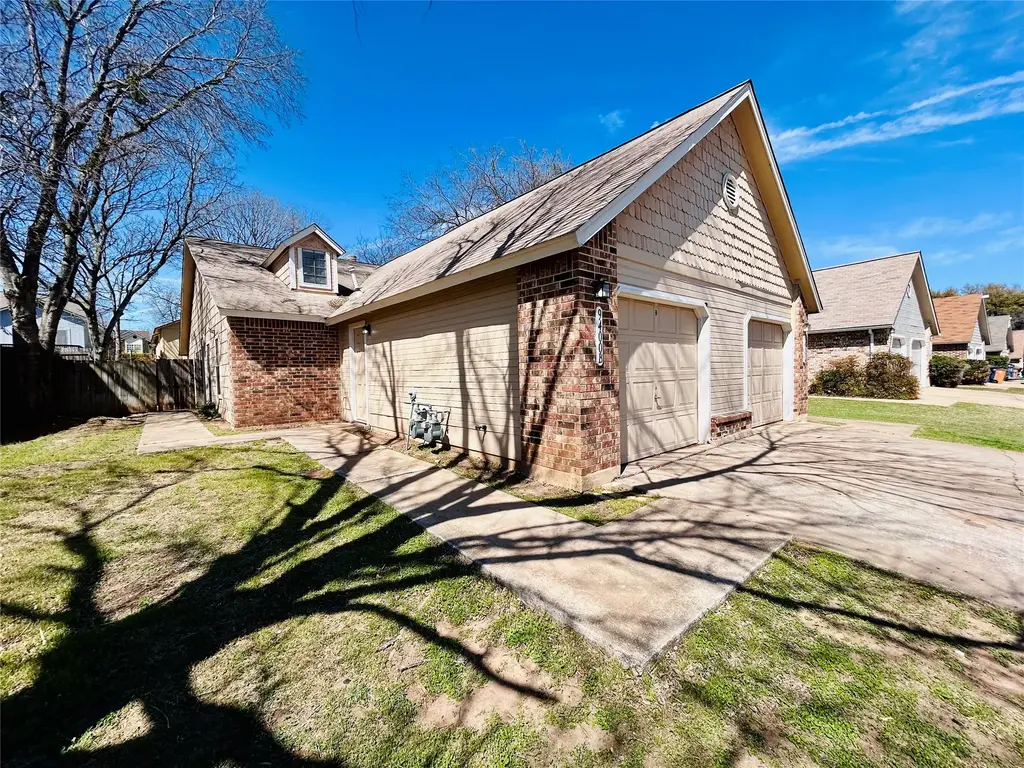 9400 Kempler Drive B, Austin