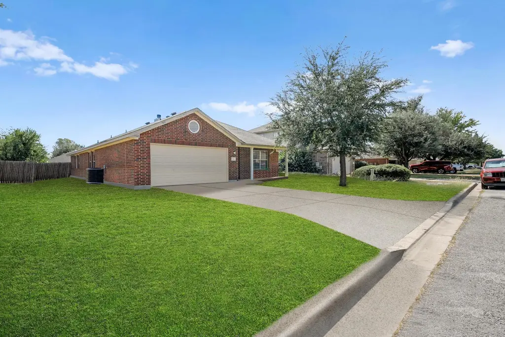114 Gainer Drive, Hutto