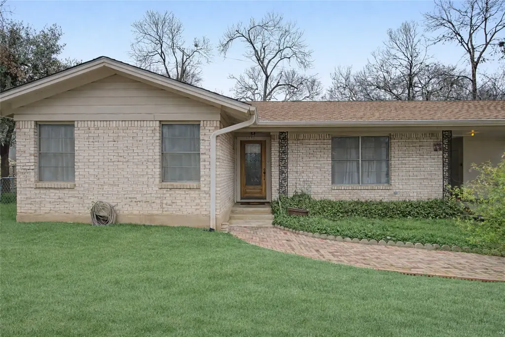 1705 Elmhurst Drive, Austin