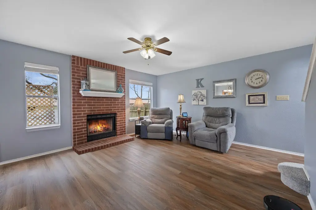 13812 Lothian Drive, Pflugerville
