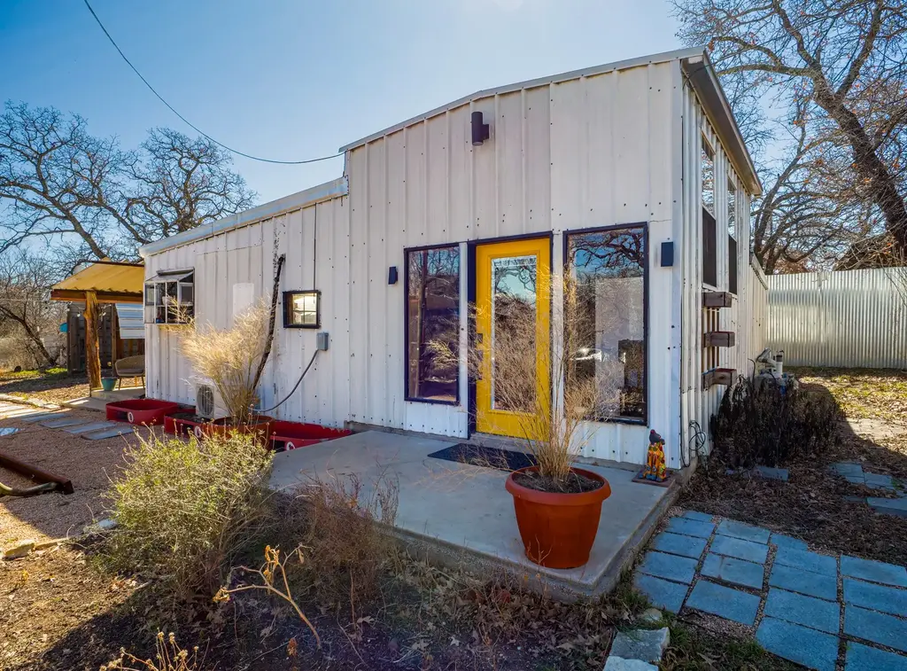 128 E Castlewood Drive, Granite Shoals