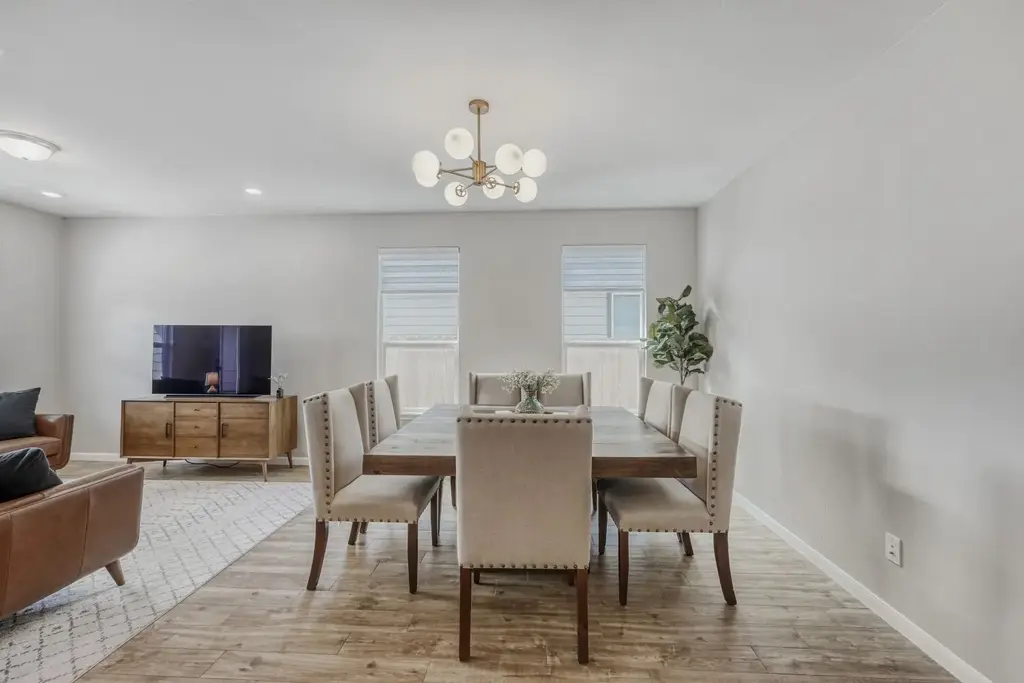 13825 Inaugural Street, Manor