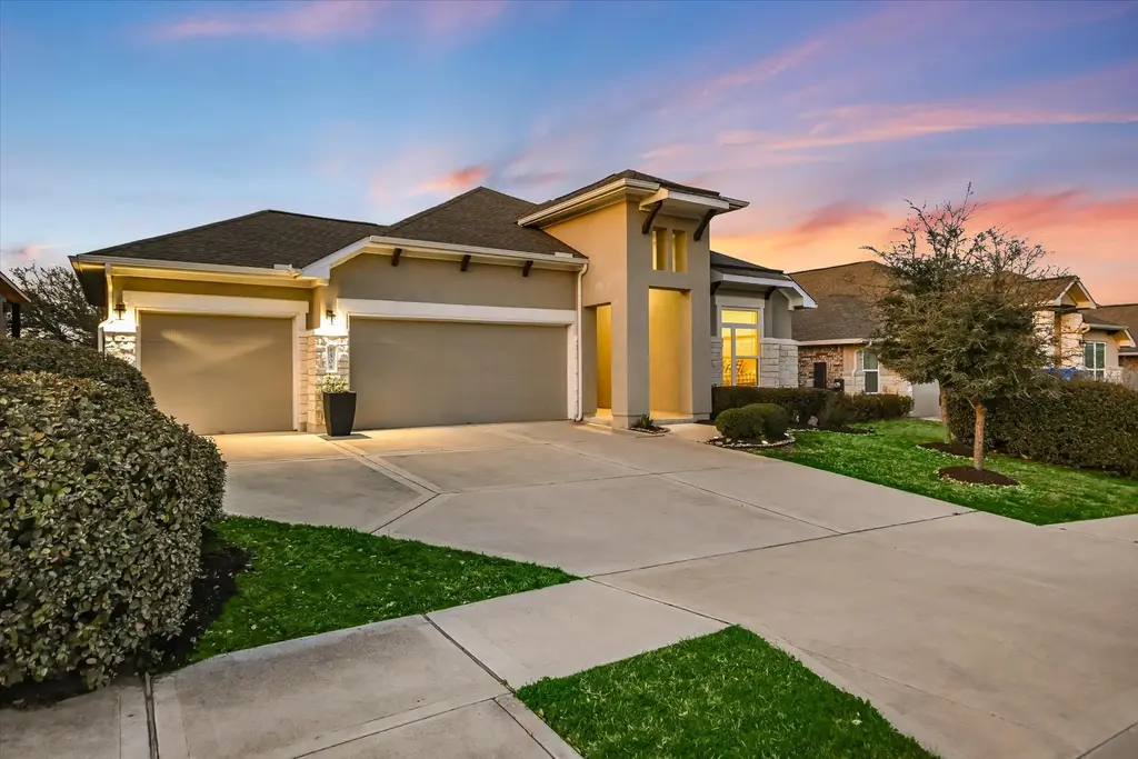 508 Peakside Circle, Dripping Springs