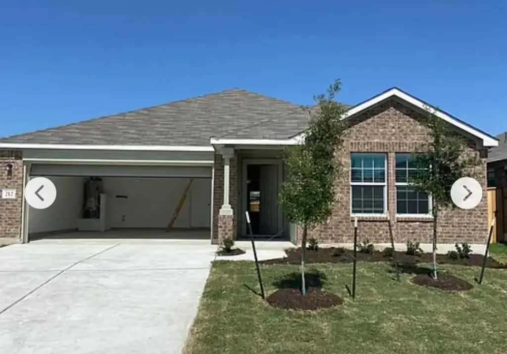 212 Montego Street, Hutto