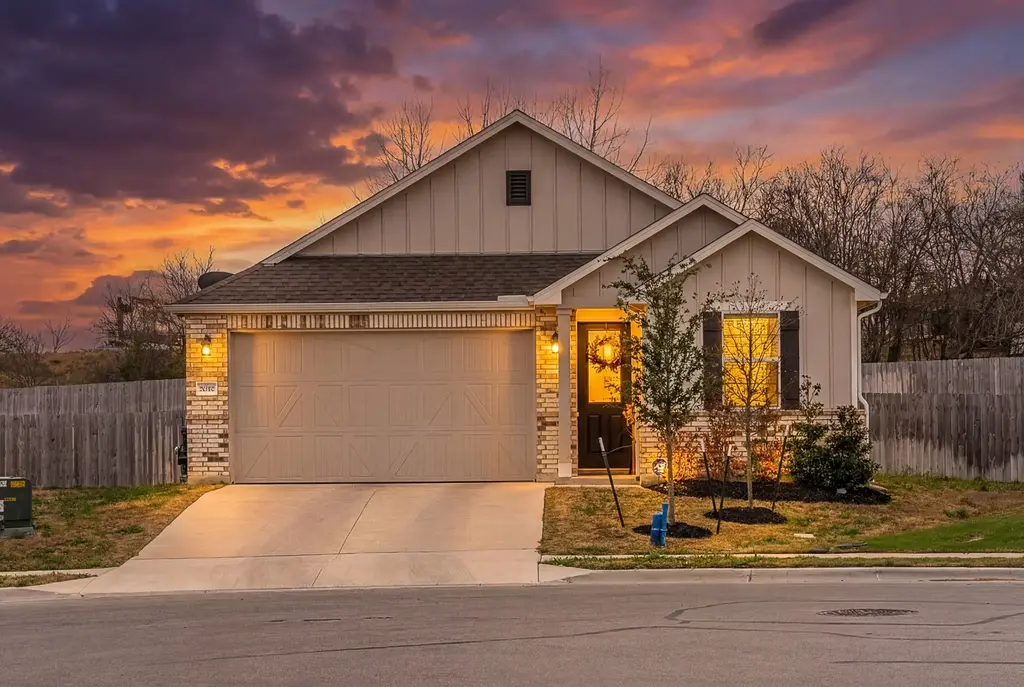 20811 Phebe Foster Street, Manor