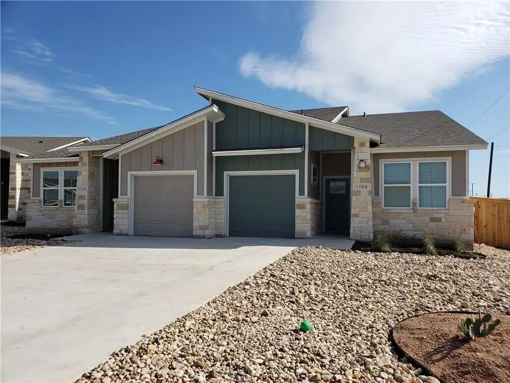 100 Bailey Kay Court B, Jarrell