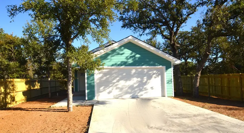 1653 Navajoe Trail, Kingsland