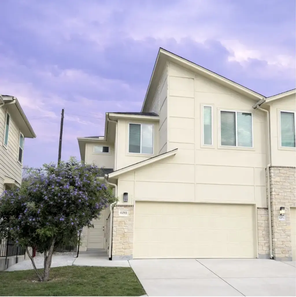 6109 Steep Cactus Trail B, Austin