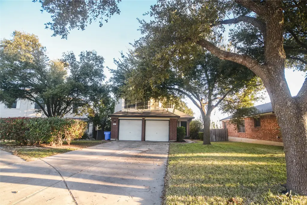 1820 Chinati Mountain Trail, Round Rock