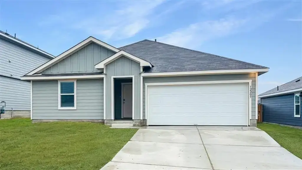 12205 Horseshoe Field Bend, Mustang Ridge