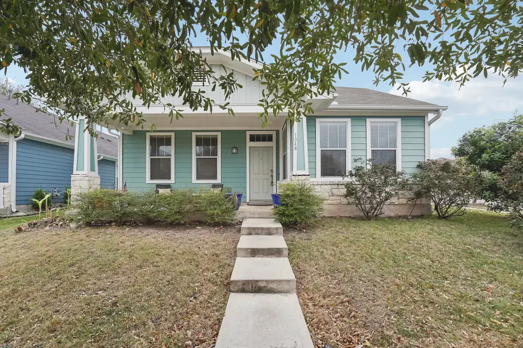 1048 Sanders, Kyle