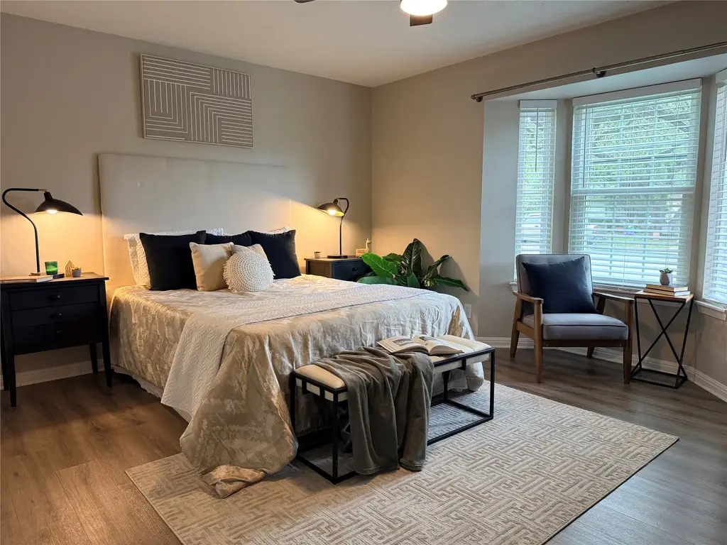 1240 Barton Hills Drive 105, Austin