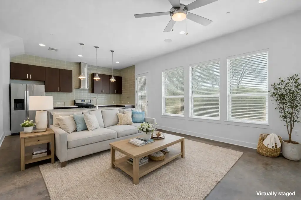 8922 Menchaca Road 1004, Austin