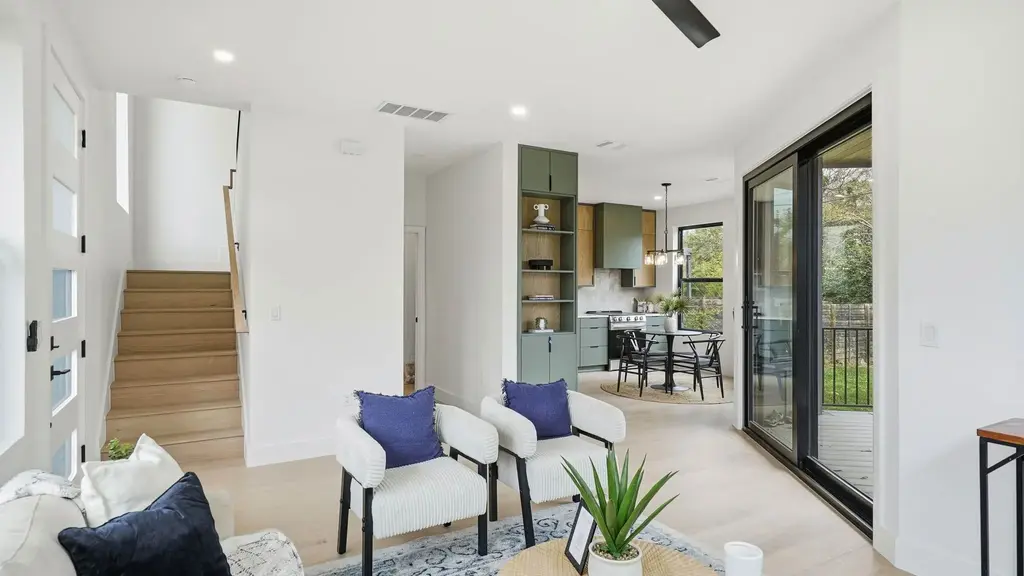 300 Lightsey Road 2, Austin