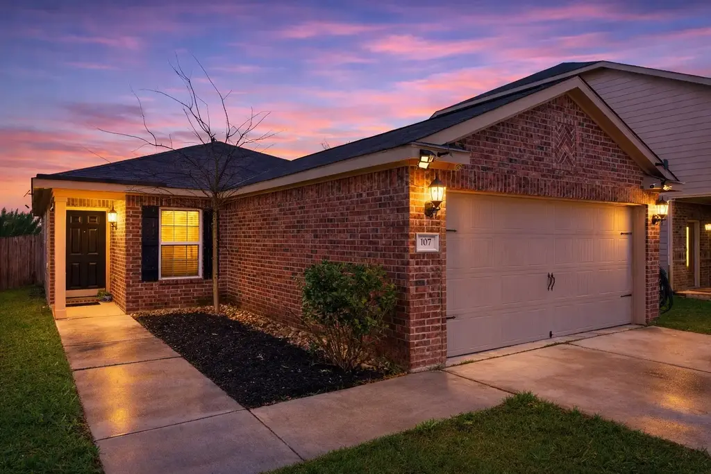 107 Millers Loop, Jarrell