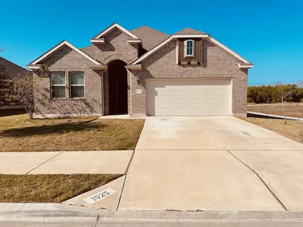 1925 Waterfall Avenue, Leander