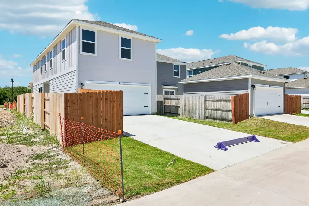 2207 Oscar Eli Place, Round Rock