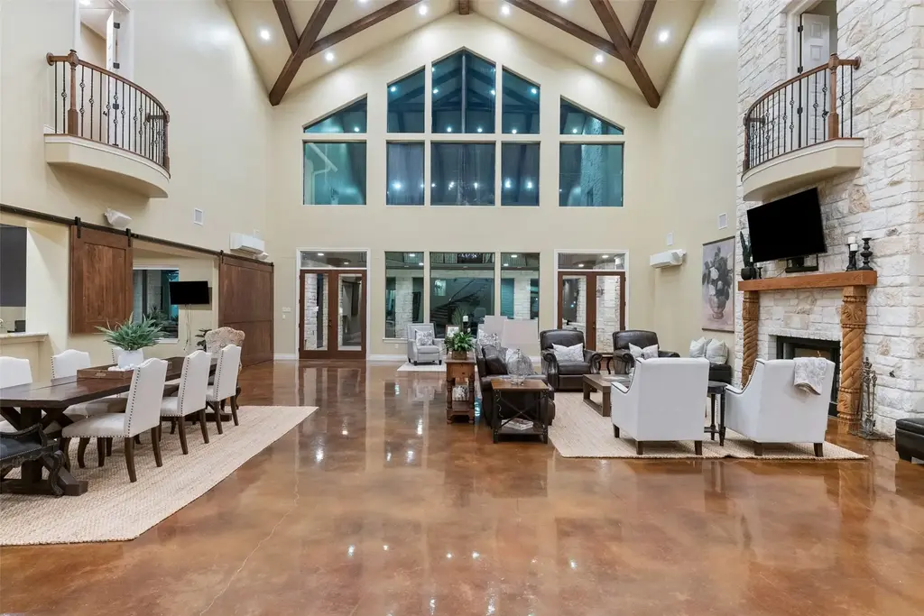 7220 Creek Road, Dripping Springs