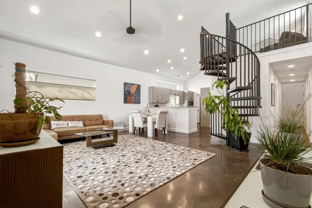 2715 Zaragosa Street, Austin