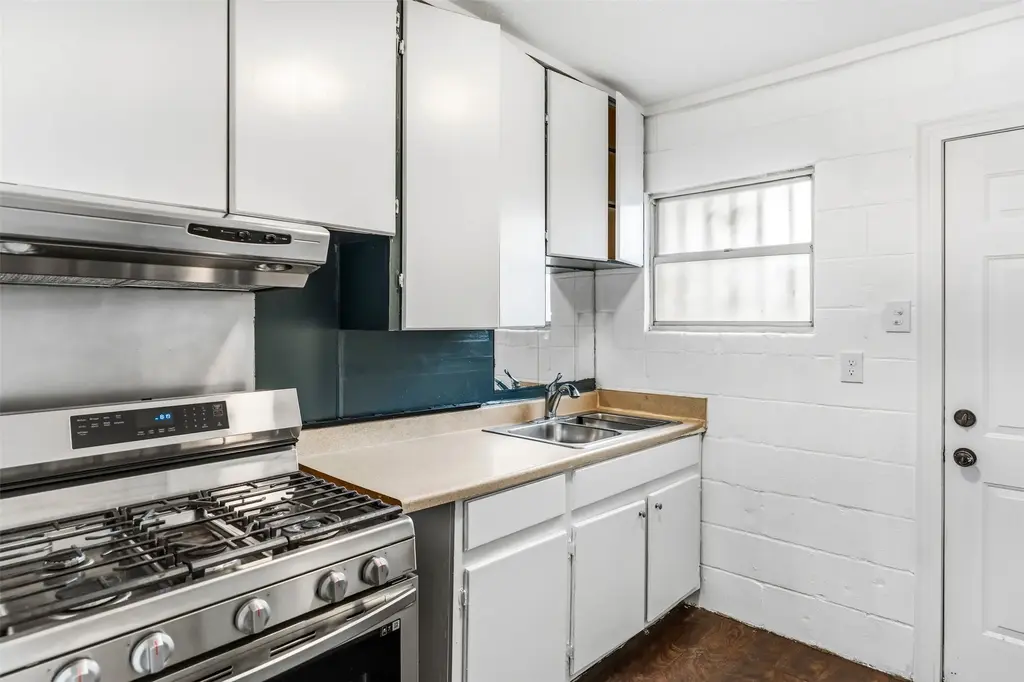 1210 Unit B Perez Street, Austin