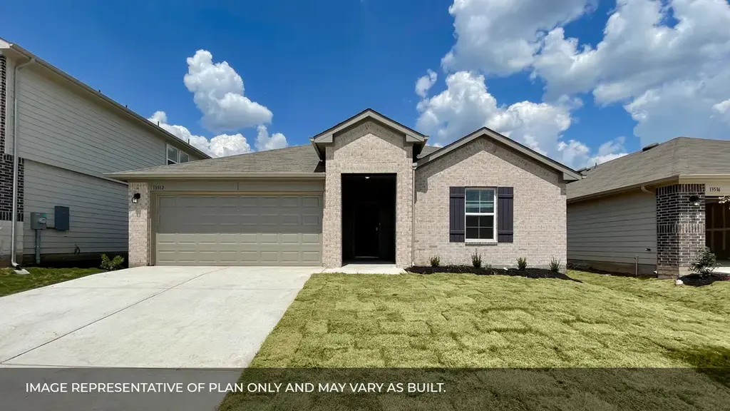 1828 Side Buster Trail, Leander
