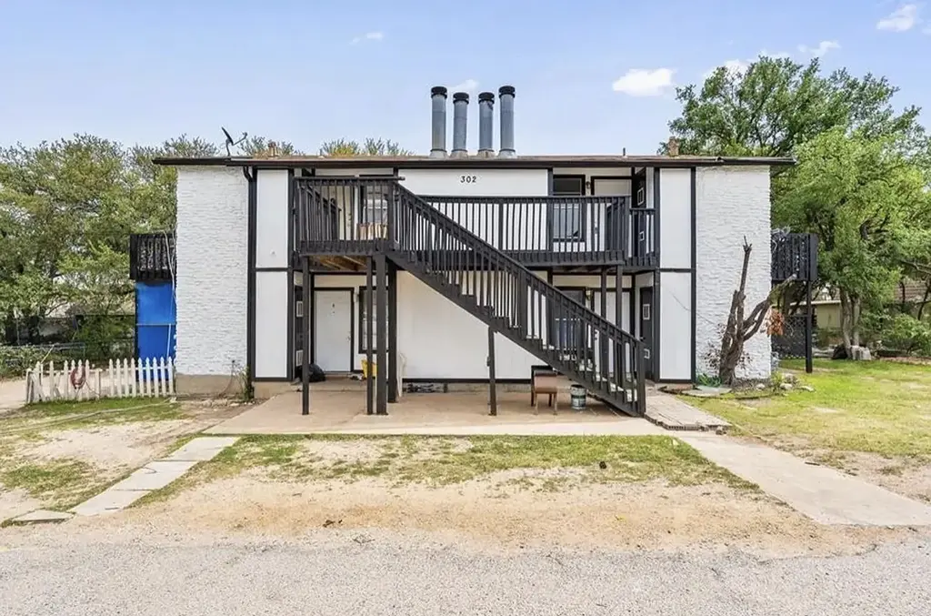 302 Hedgewood Drive, Georgetown