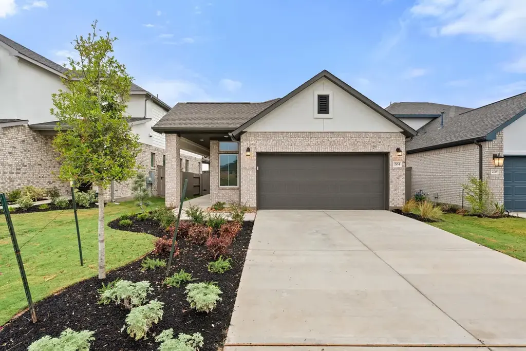204 Bloomington Loop, Hutto