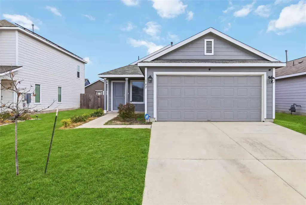 162 Agate Cliff Drive, Maxwell
