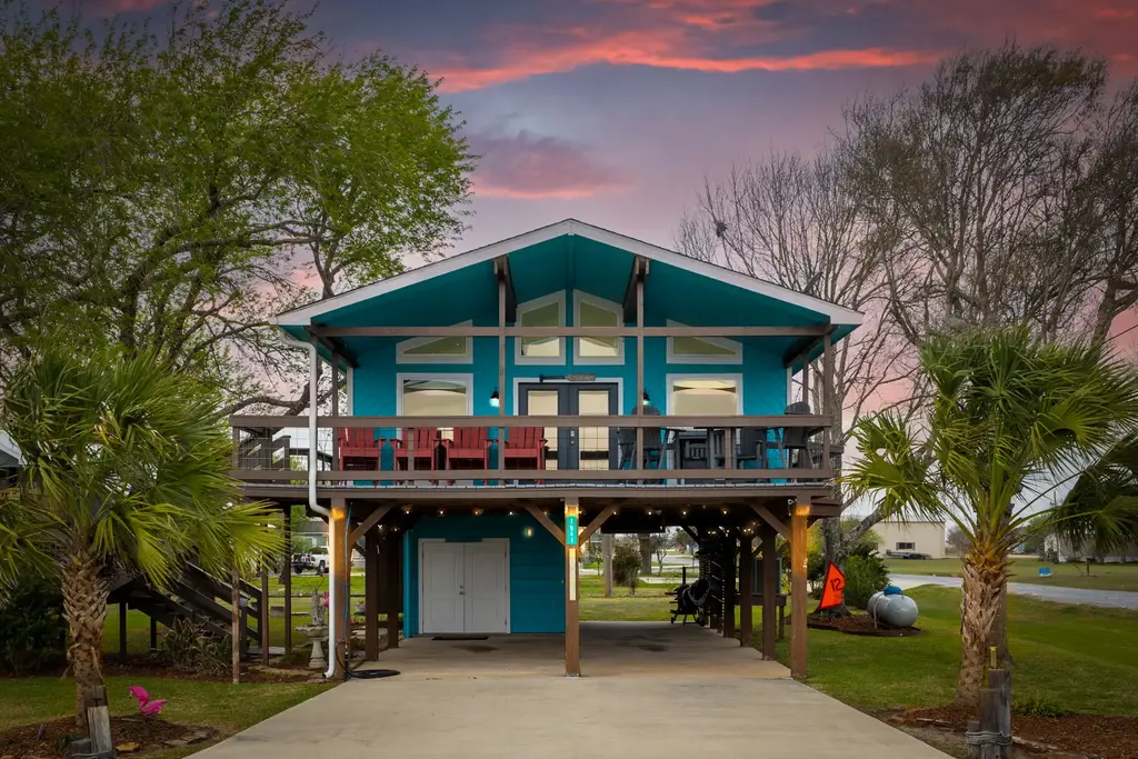 1941 Bayview Drive, Palacios