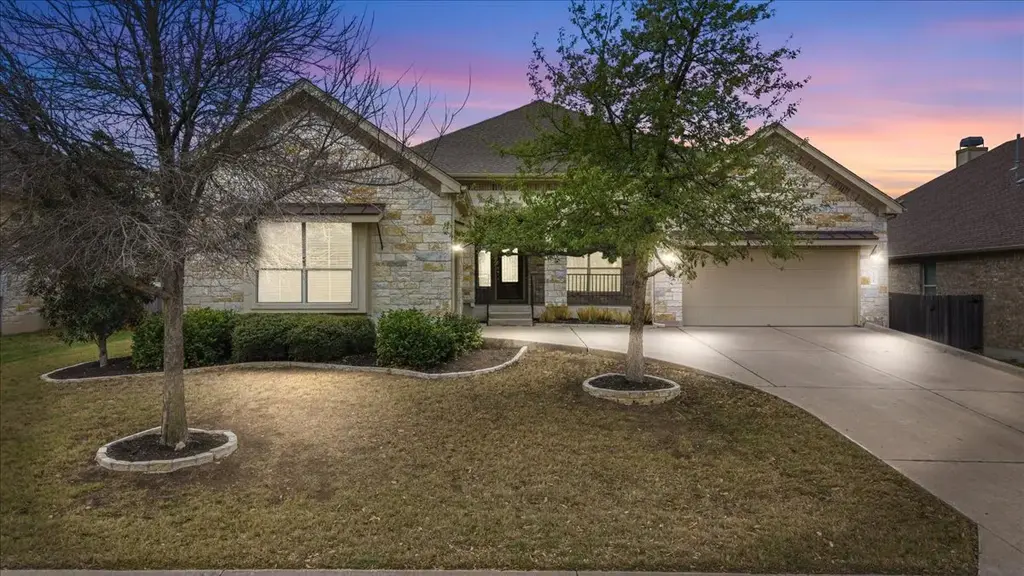 531 Whispering Wind Way, Austin