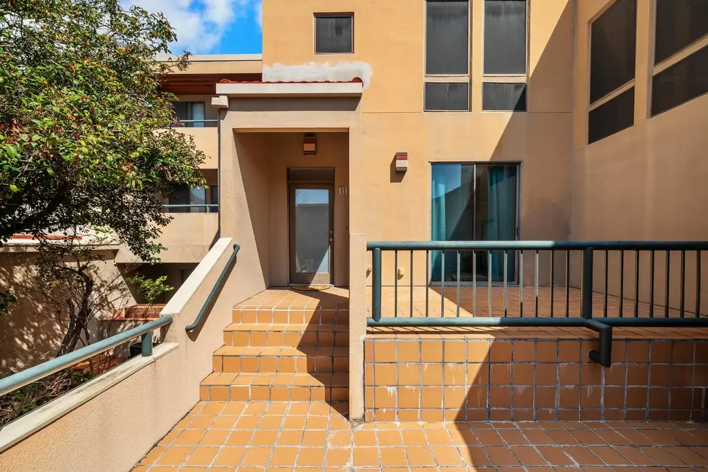 1735 Spyglass Drive 111, Austin