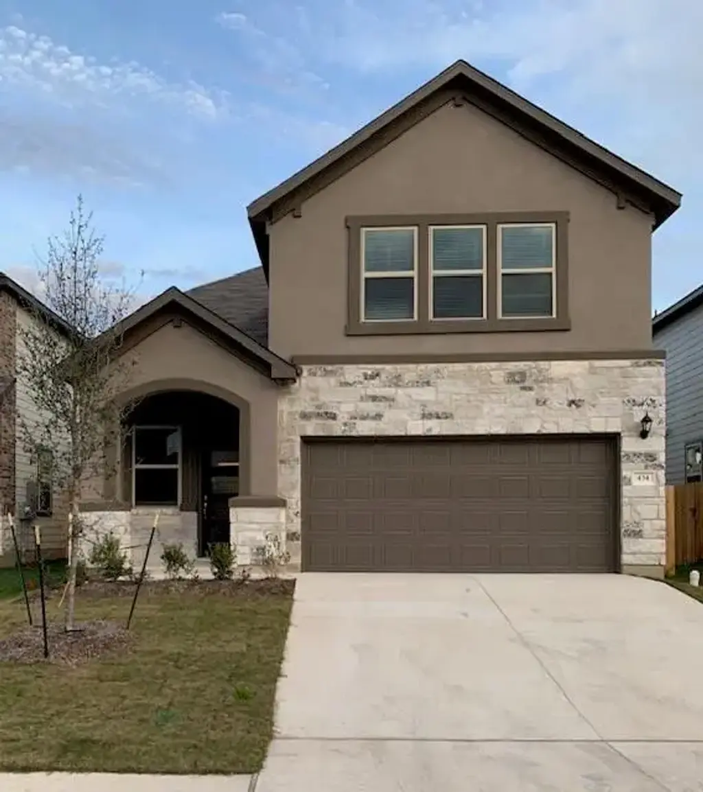 434 Thornless Circle, Buda