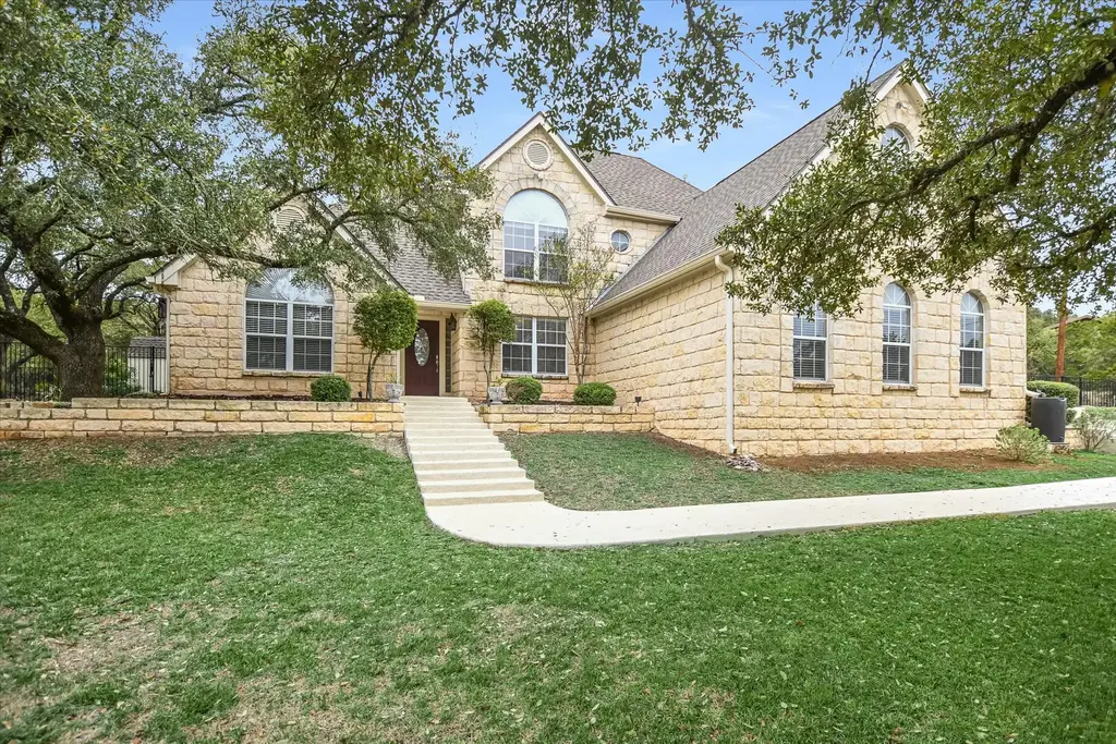 103 Live Oak Drive, Wimberley