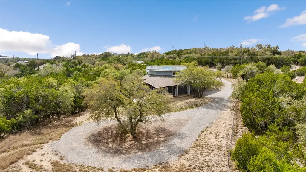 900 Deer Creek Circle, Dripping Springs
