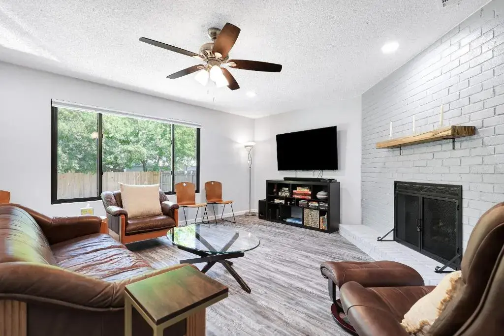 6807 Skynook Drive, Austin