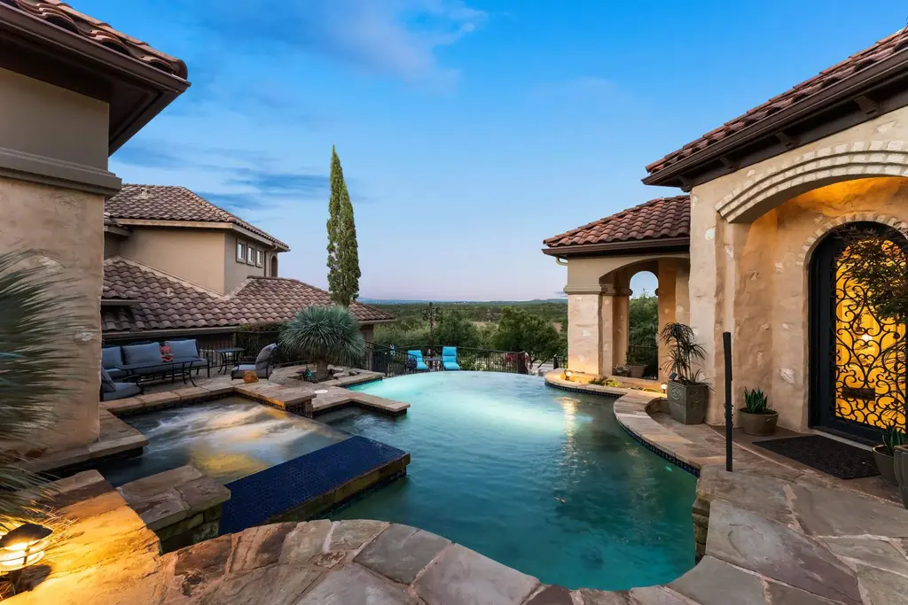 1901 Sea Eagle View, Austin